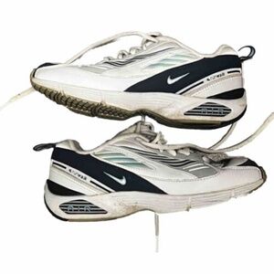 Vintage Nike Run Walk Athletic Sneakers Size 7 2001 Air Max